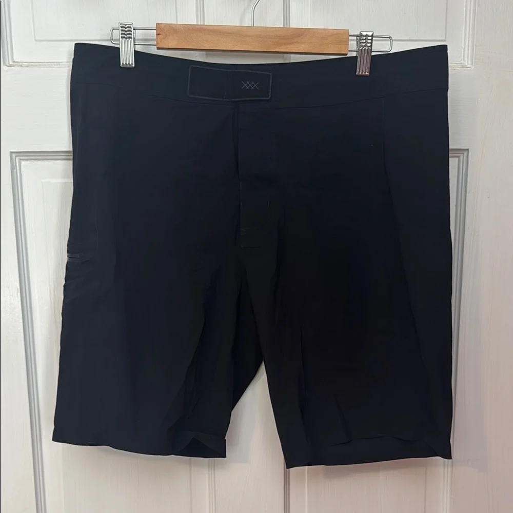 Rhone XXX Men's Black Velcro Drawstring Shorts Size 35 RN 141364
